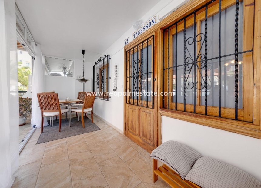 Resale - Apartment -
Torrevieja - La Veleta