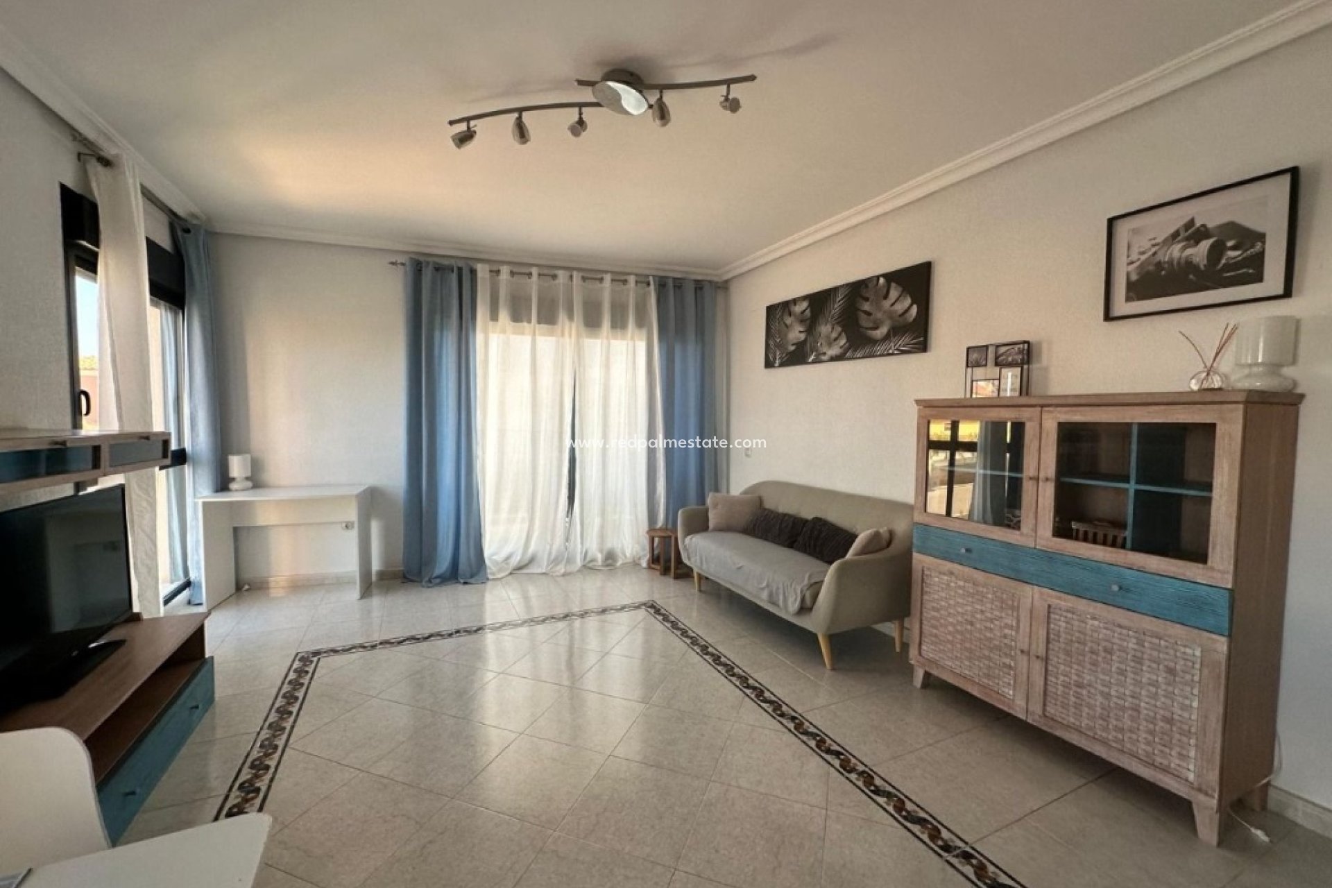 Resale - Apartment -
Torrevieja - La Veleta