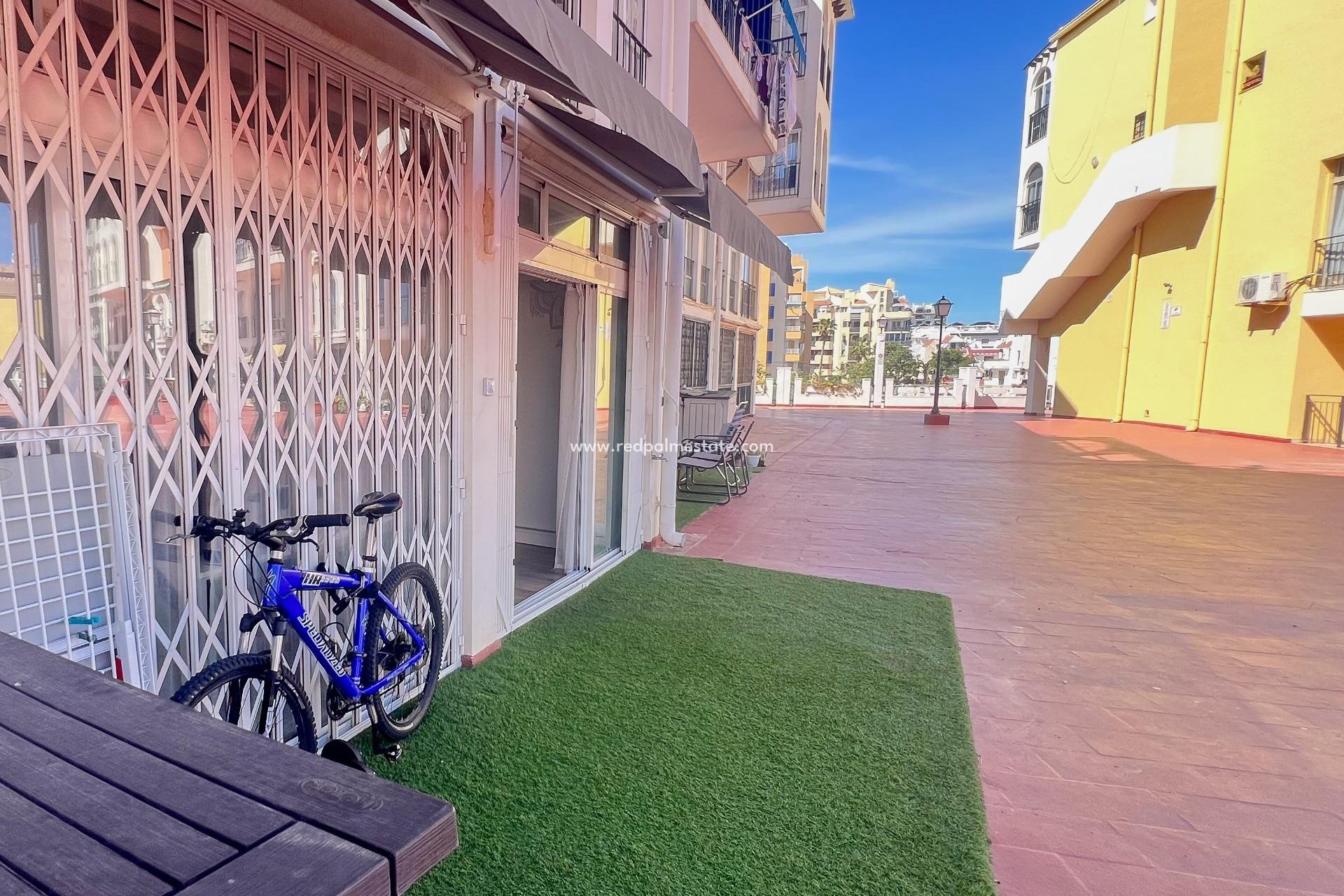 Resale - Apartment -
Torrevieja - La Veleta