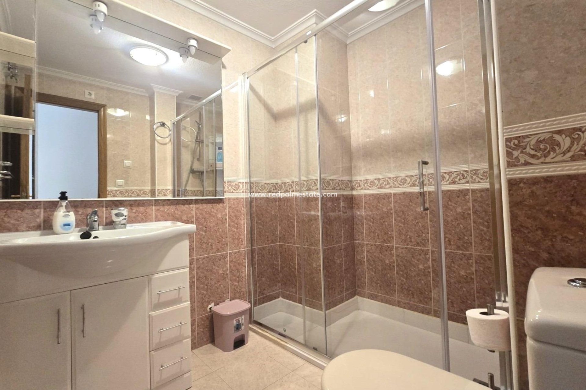 Resale - Apartment -
Torrevieja - Las Piscinas Naturales