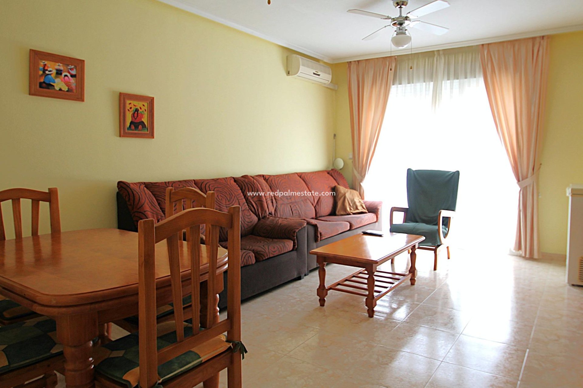 Resale - Apartment -
Torrevieja - Las Piscinas Naturales