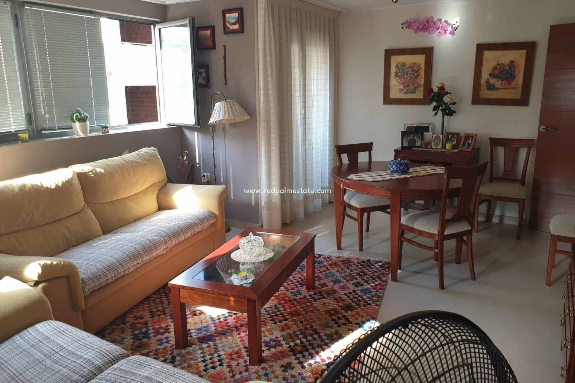 Resale - Apartment -
Torrevieja - Las Piscinas Naturales