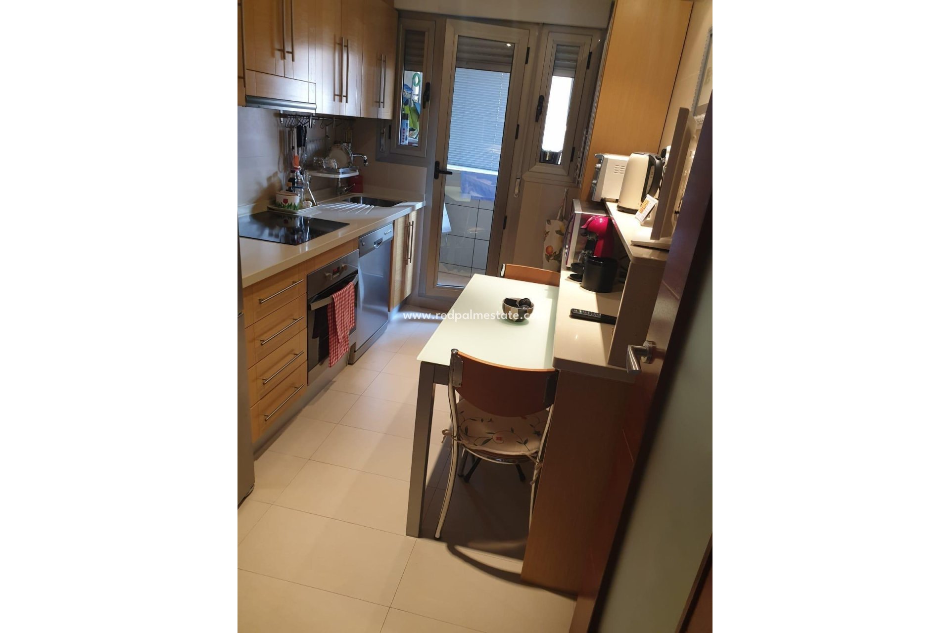 Resale - Apartment -
Torrevieja - Las Piscinas Naturales