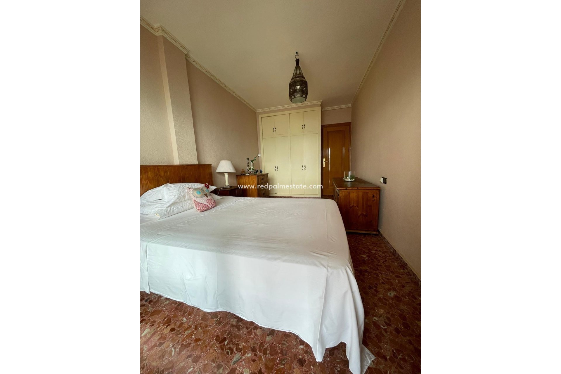 Resale - Apartment -
Torrevieja - Las Piscinas Naturales