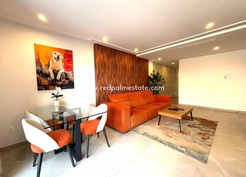 Resale - Apartment -
Torrevieja - Las Piscinas Naturales