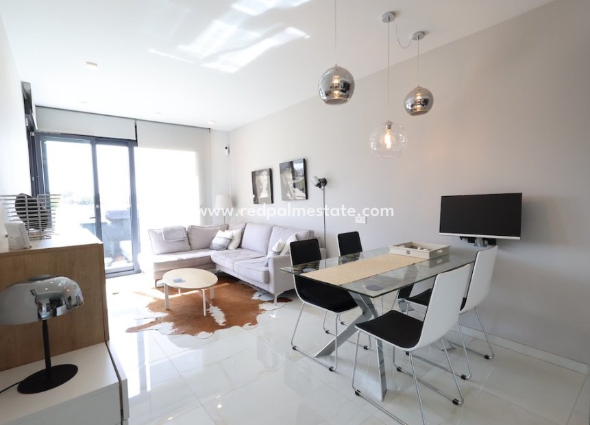 Resale - Apartment -
Torrevieja - Los altos