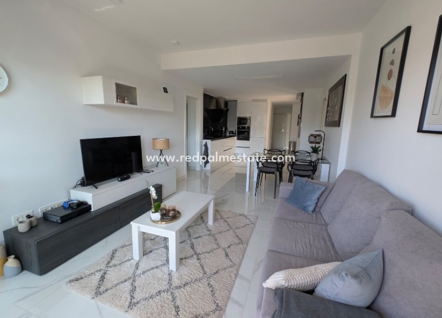 Resale - Apartment -
Torrevieja - Los altos