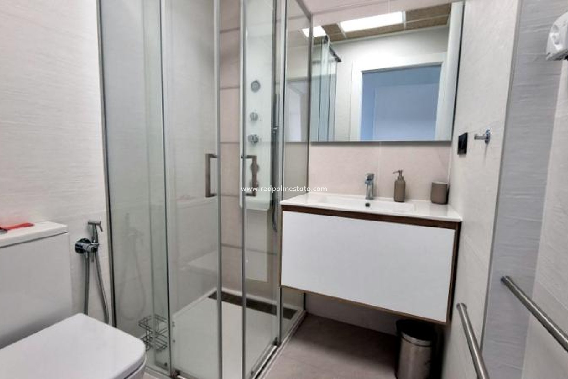 Resale - Apartment -
Torrevieja - Los balcones