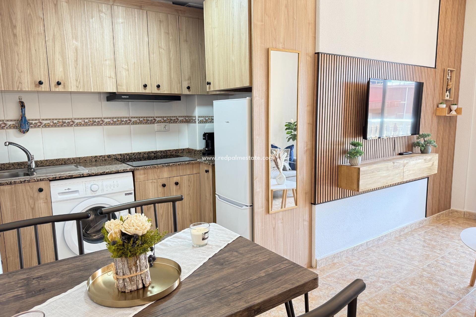 Resale - Apartment -
Torrevieja - Los Europeos