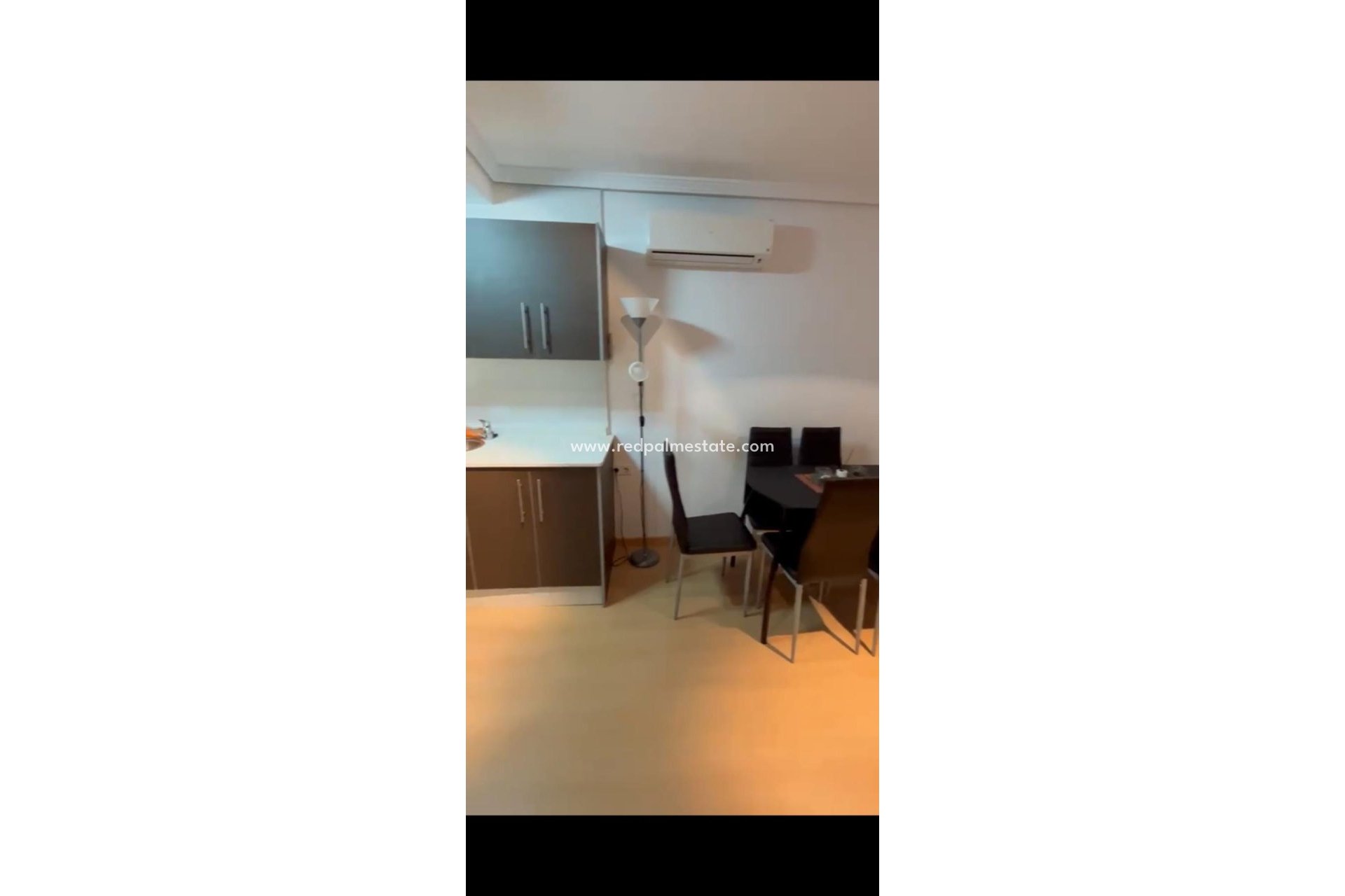Resale - Apartment -
Torrevieja - Nueva Torrevieja - Aguas Nuevas