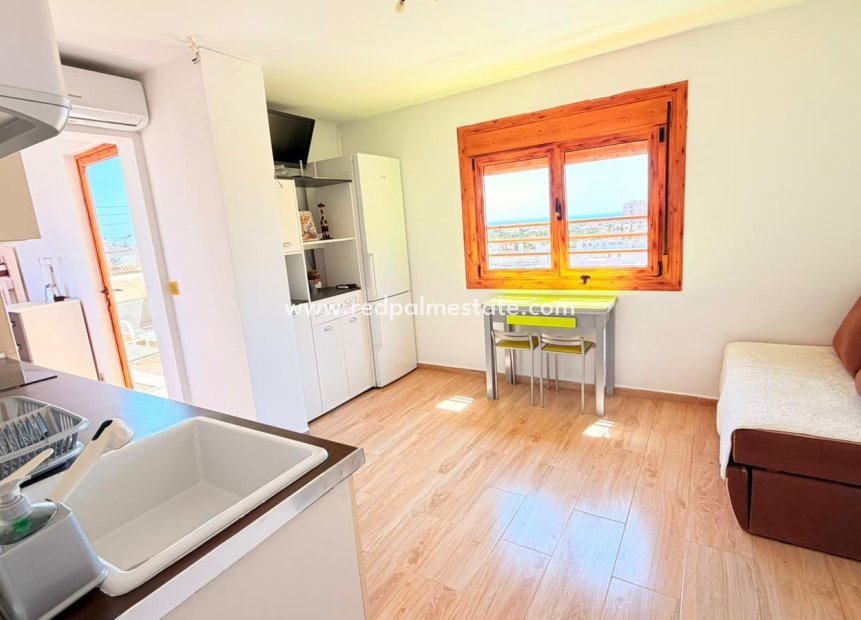 Resale - Apartment -
Torrevieja - Nueva Torrevieja - Aguas Nuevas