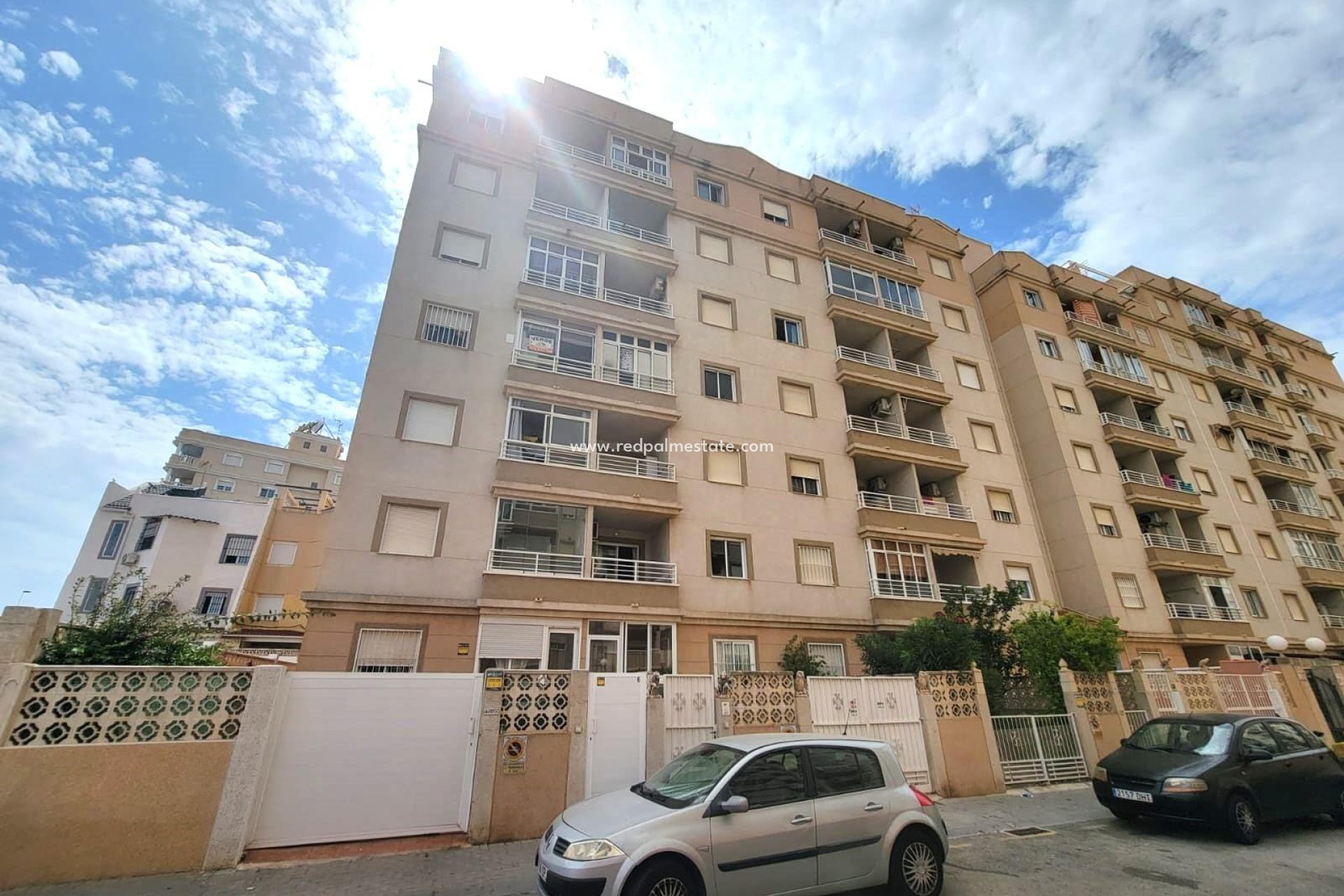 Resale - Apartment -
Torrevieja - Nueva Torrevieja - Aguas Nuevas