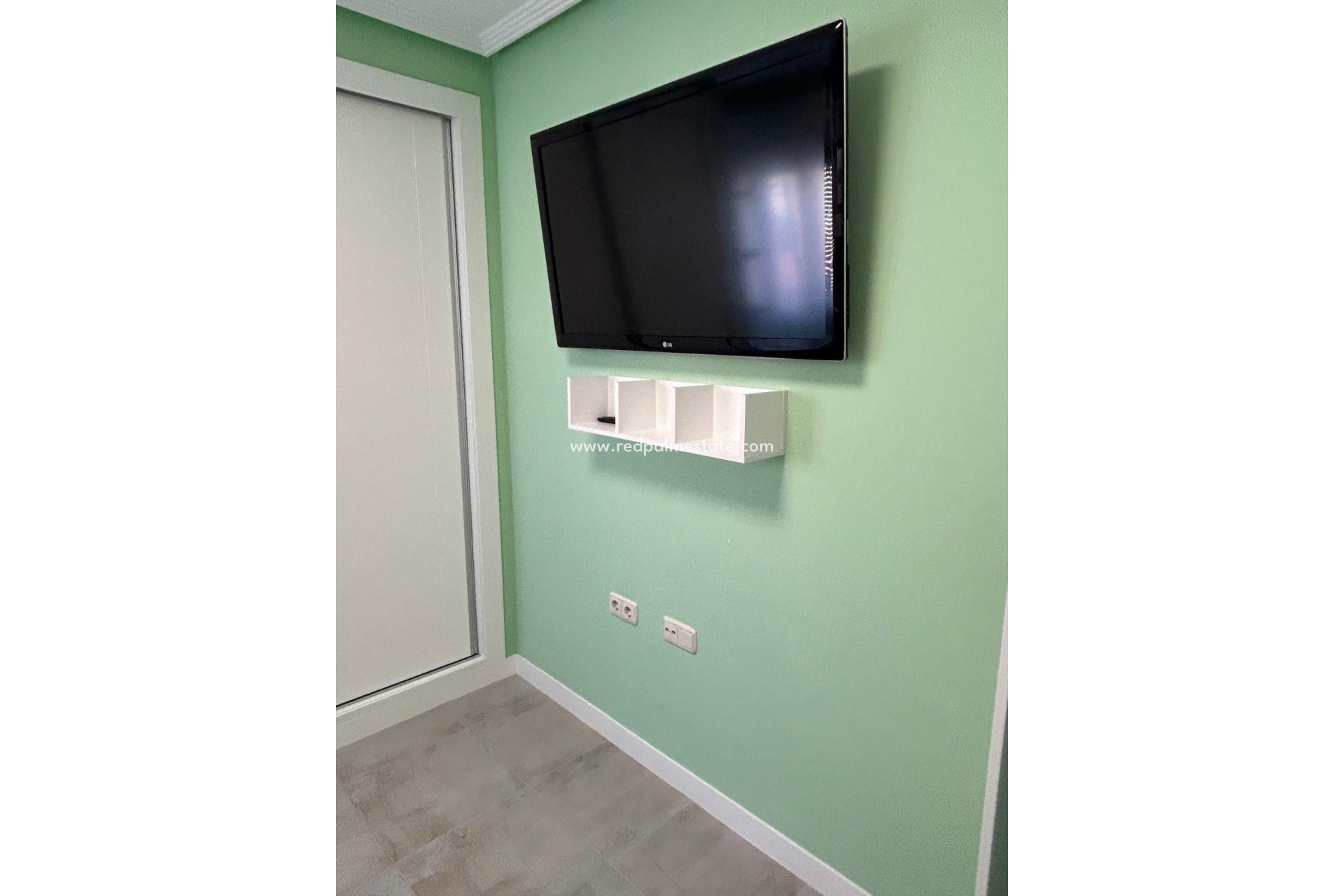 Resale - Apartment -
Torrevieja - Nueva Torrevieja - Aguas Nuevas