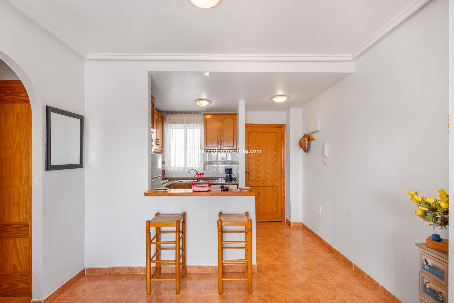 Resale - Apartment -
Torrevieja - Nueva Torrevieja - Aguas Nuevas