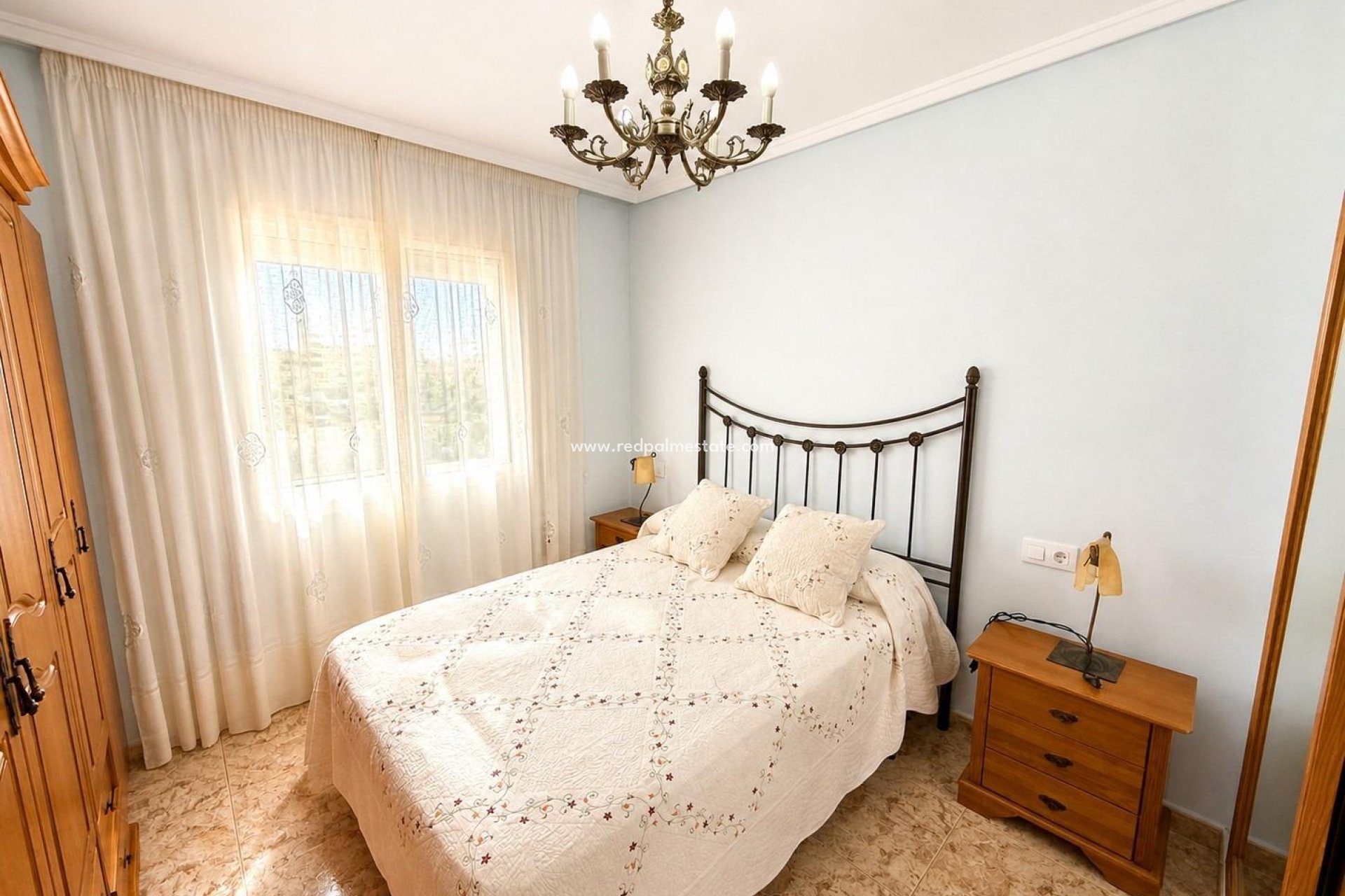 Resale - Apartment -
Torrevieja - Nueva Torrevieja - Aguas Nuevas