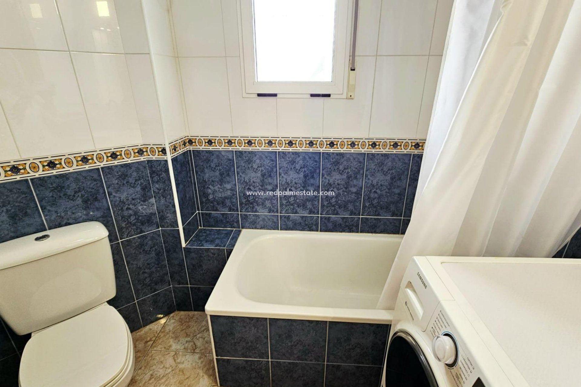 Resale - Apartment -
Torrevieja - Nueva Torrevieja - Aguas Nuevas