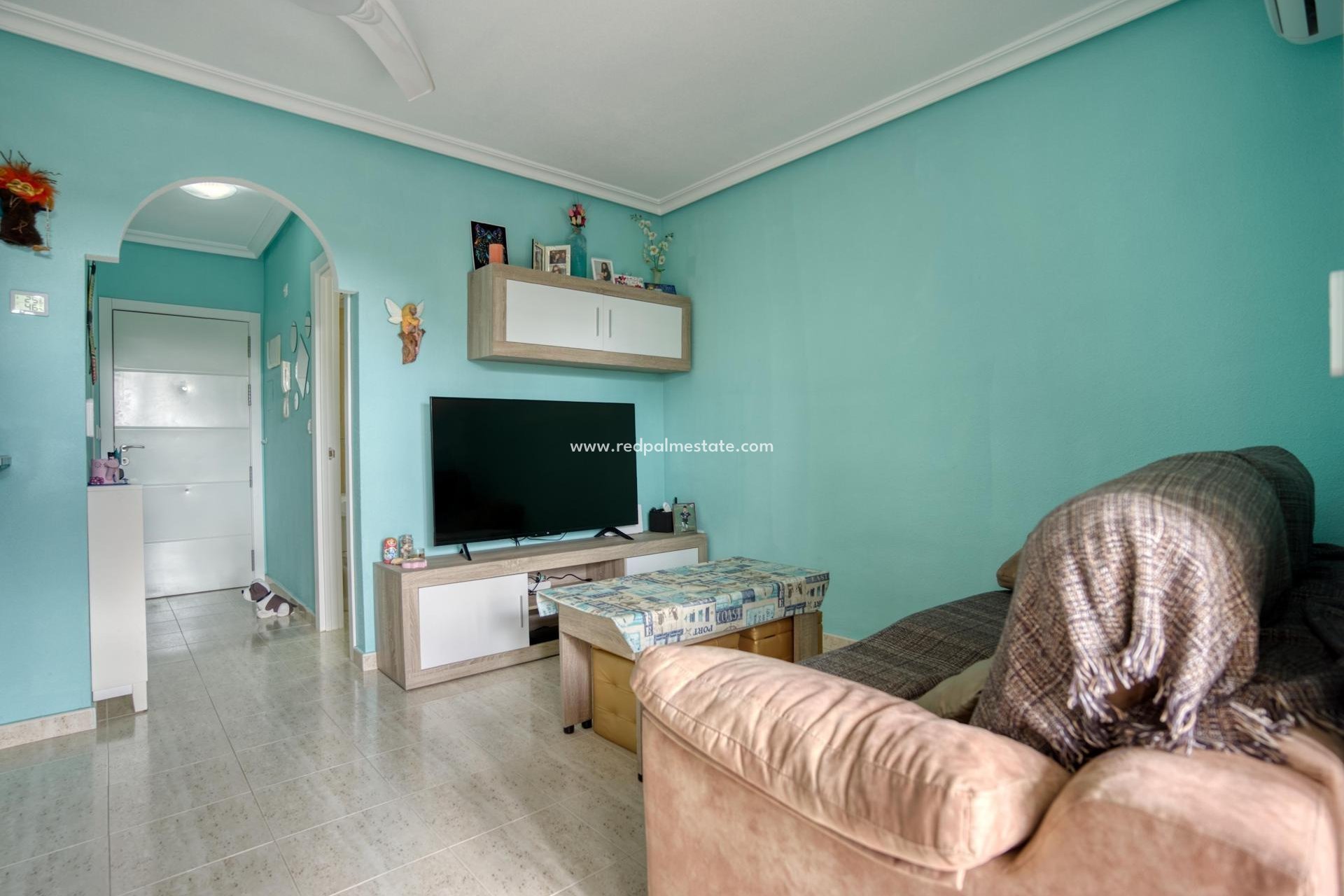 Resale - Apartment -
Torrevieja - Parque Acuático - Sector 25