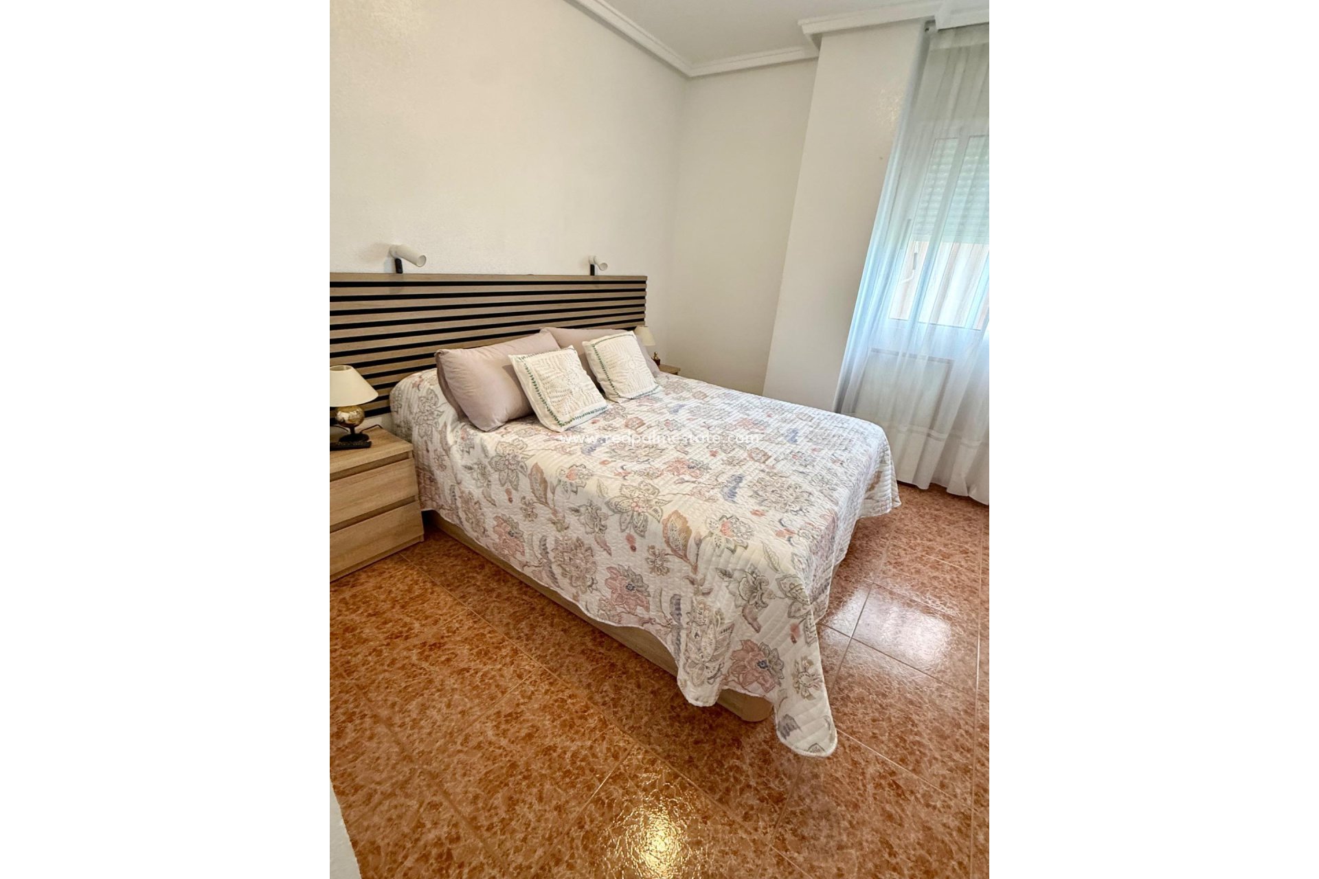 Resale - Apartment -
Torrevieja - PARQUE DE LAS NACIONES