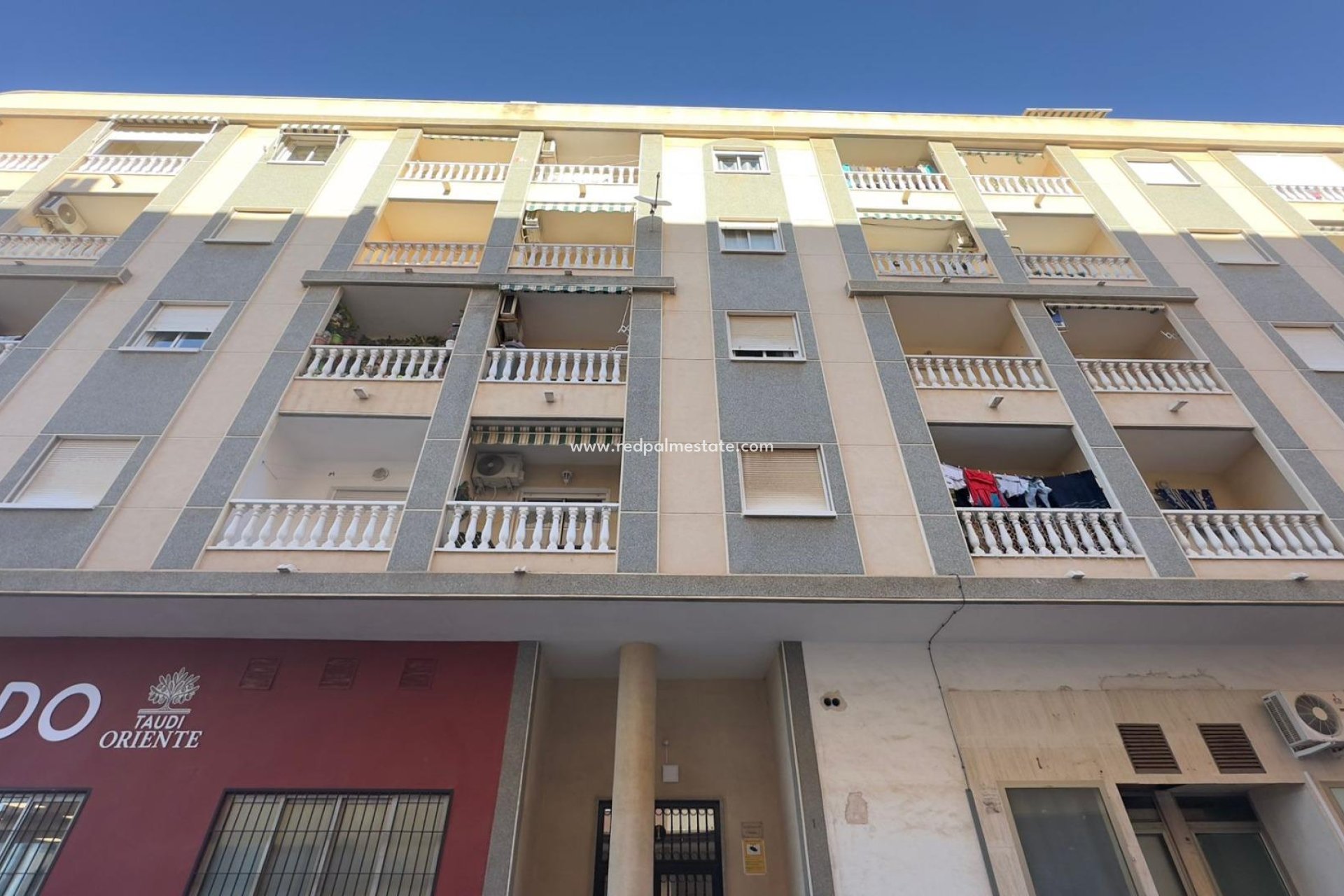 Resale - Apartment -
Torrevieja - PARQUE DE LAS NACIONES