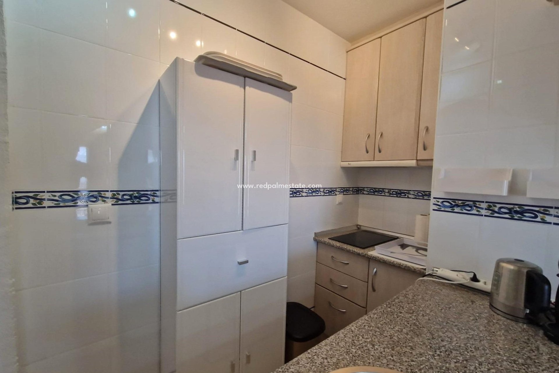 Resale - Apartment -
Torrevieja - Paseo maritimo