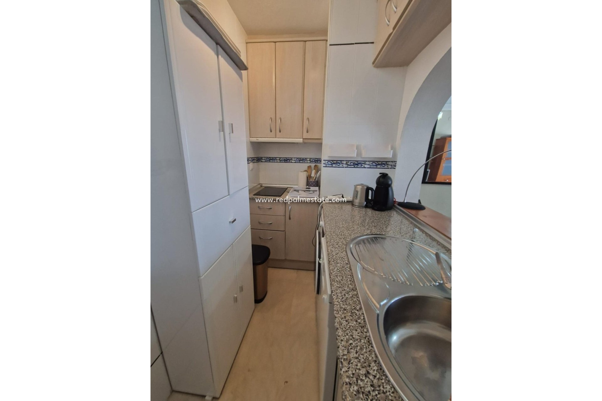 Resale - Apartment -
Torrevieja - Paseo maritimo