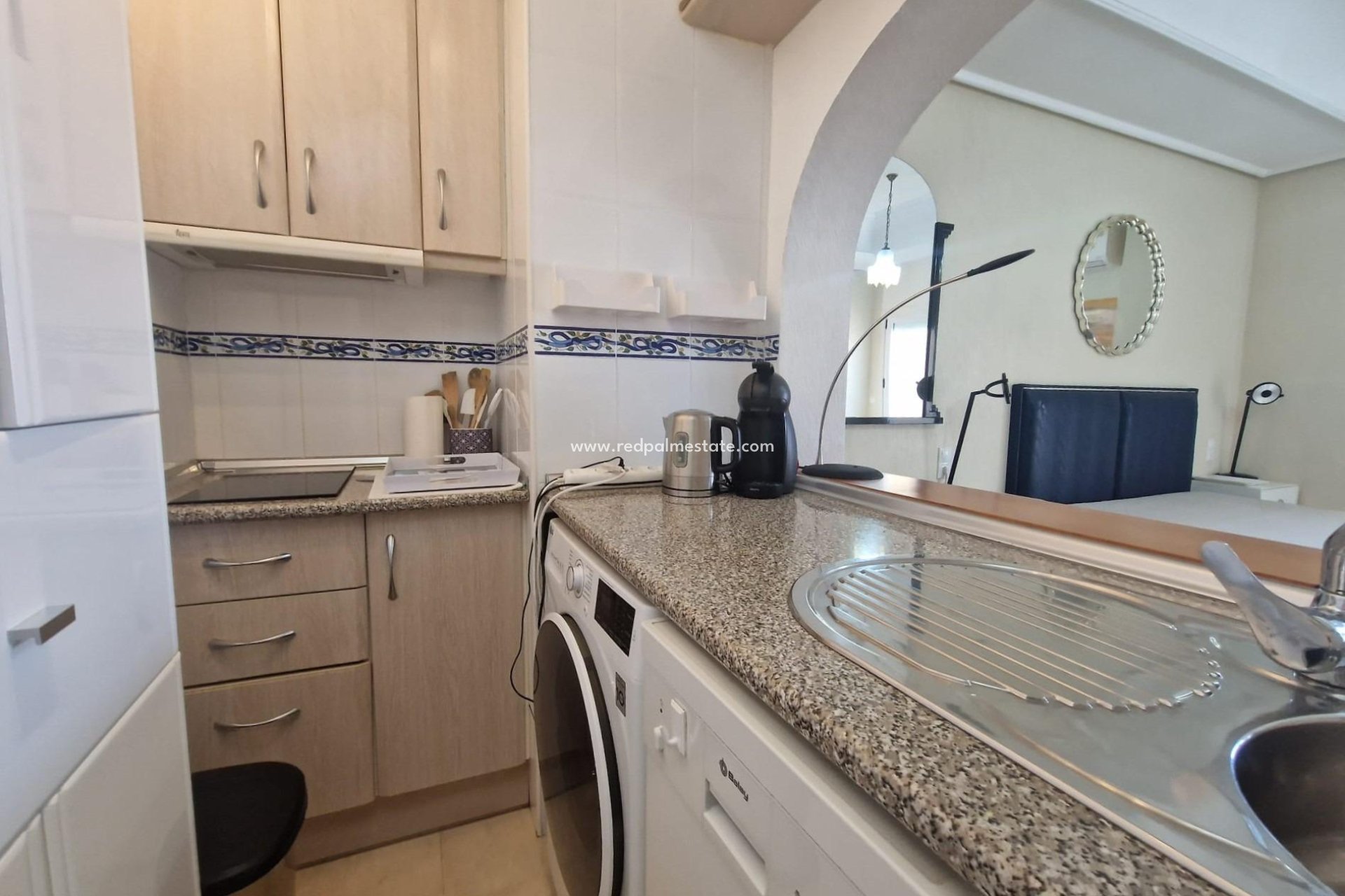 Resale - Apartment -
Torrevieja - Paseo maritimo