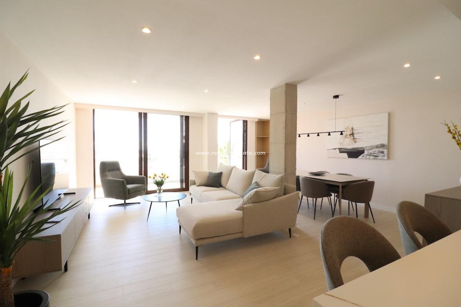 Resale - Apartment -
Torrevieja - Paseo maritimo