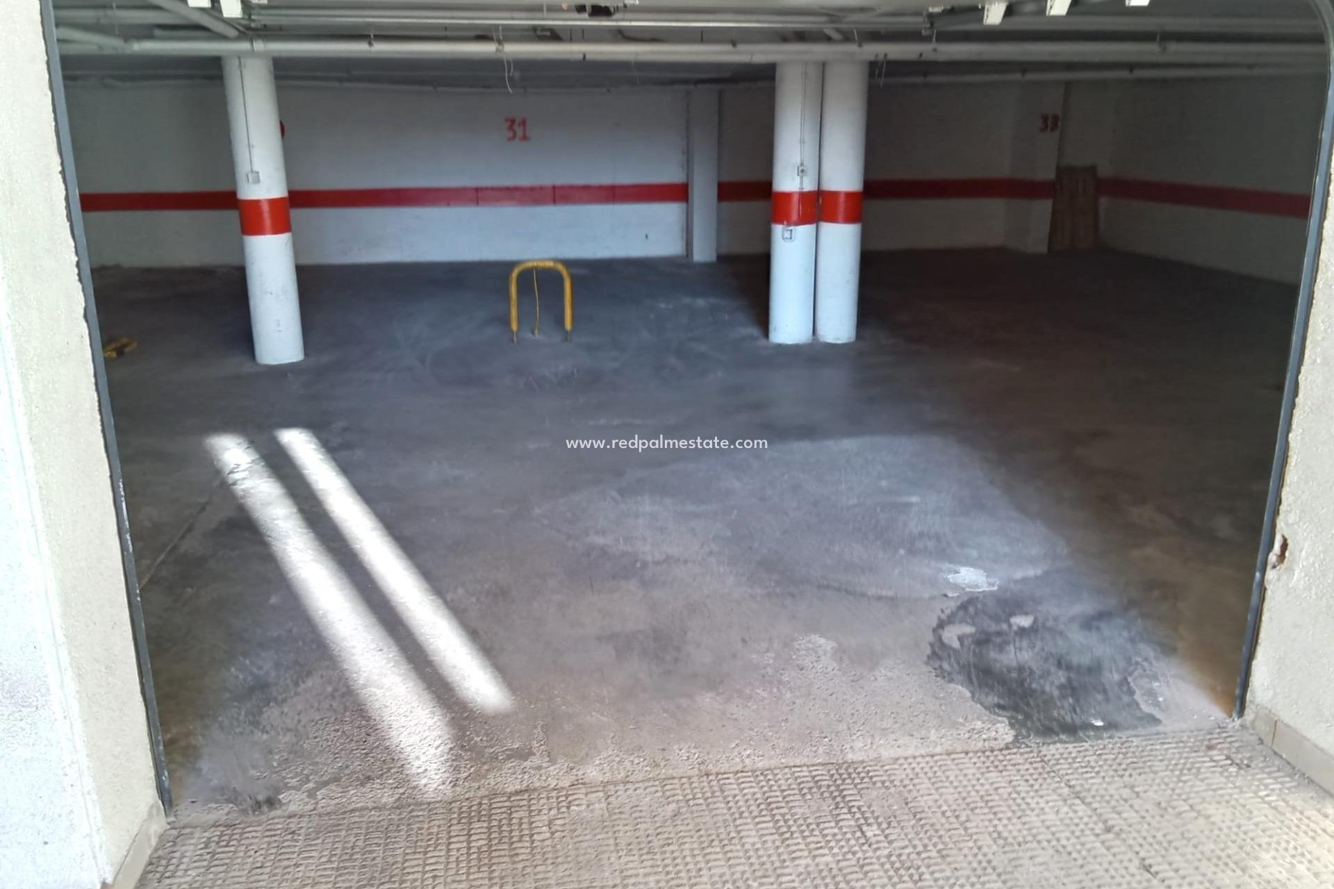 Resale - Apartment -
Torrevieja - PLAYA DE LA MATA