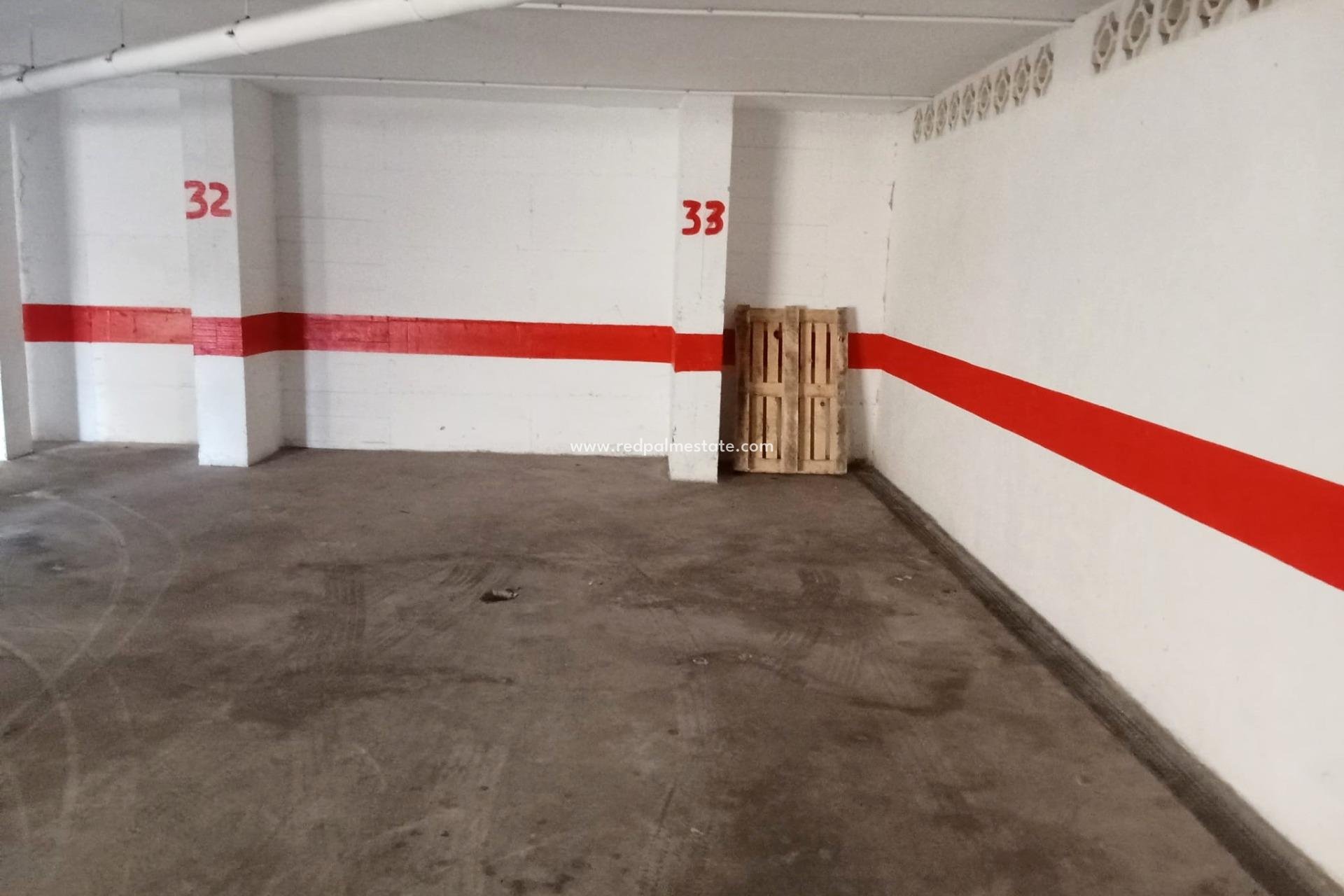 Resale - Apartment -
Torrevieja - PLAYA DE LA MATA