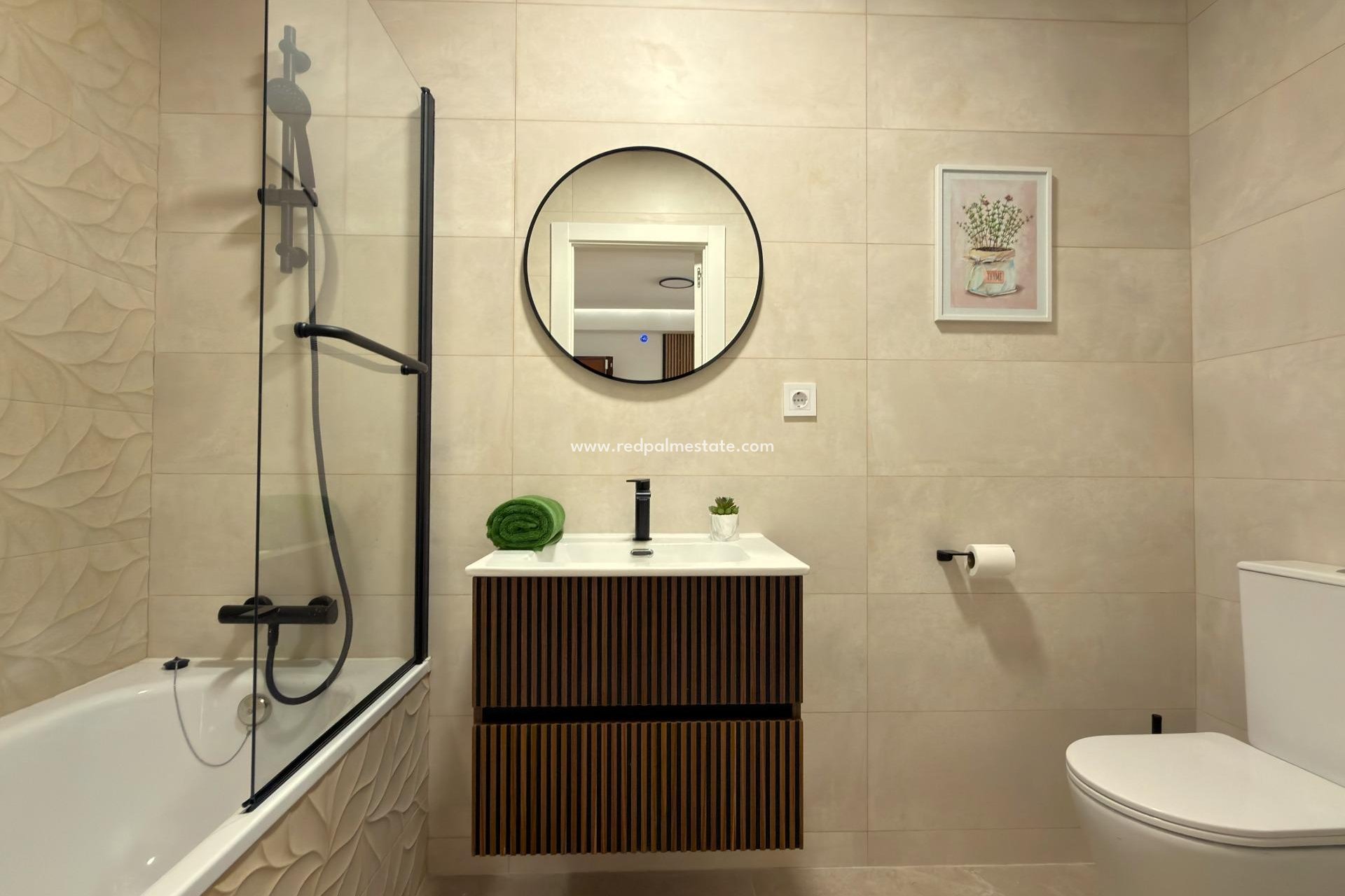 Resale - Apartment -
Torrevieja - Playa de los Locos
