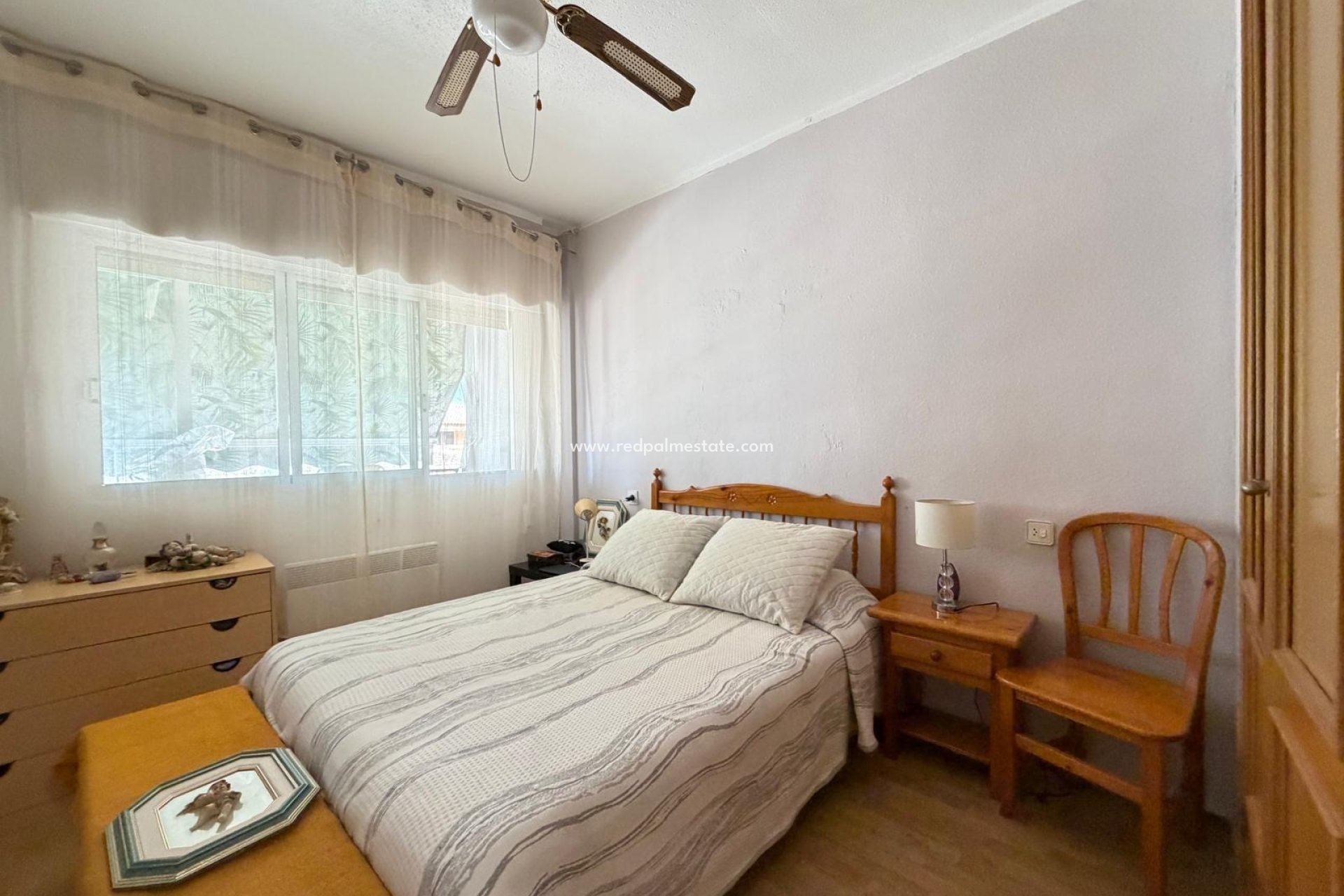 Resale - Apartment -
Torrevieja - Playa de los Locos