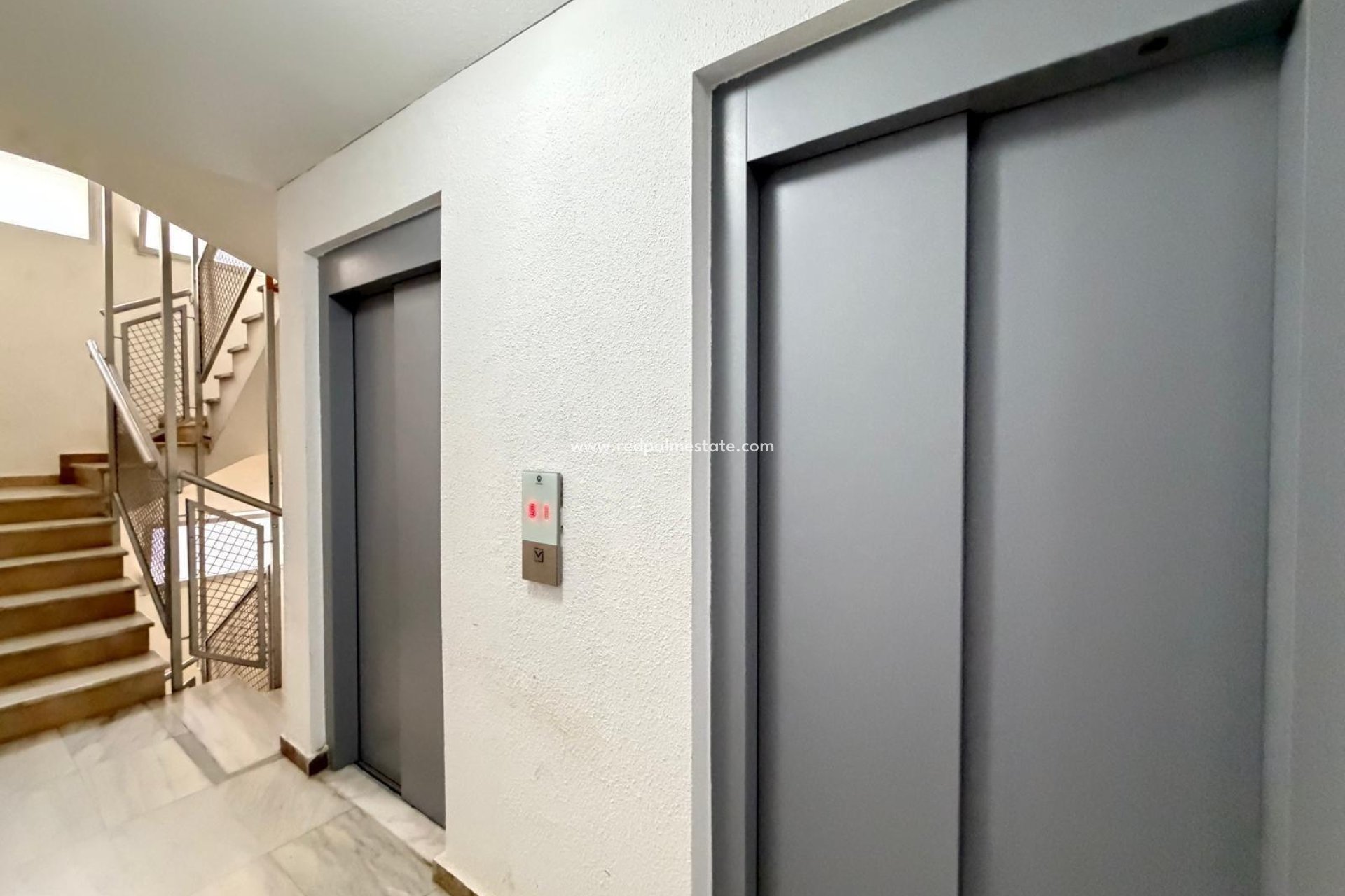 Resale - Apartment -
Torrevieja - Playa de los Locos