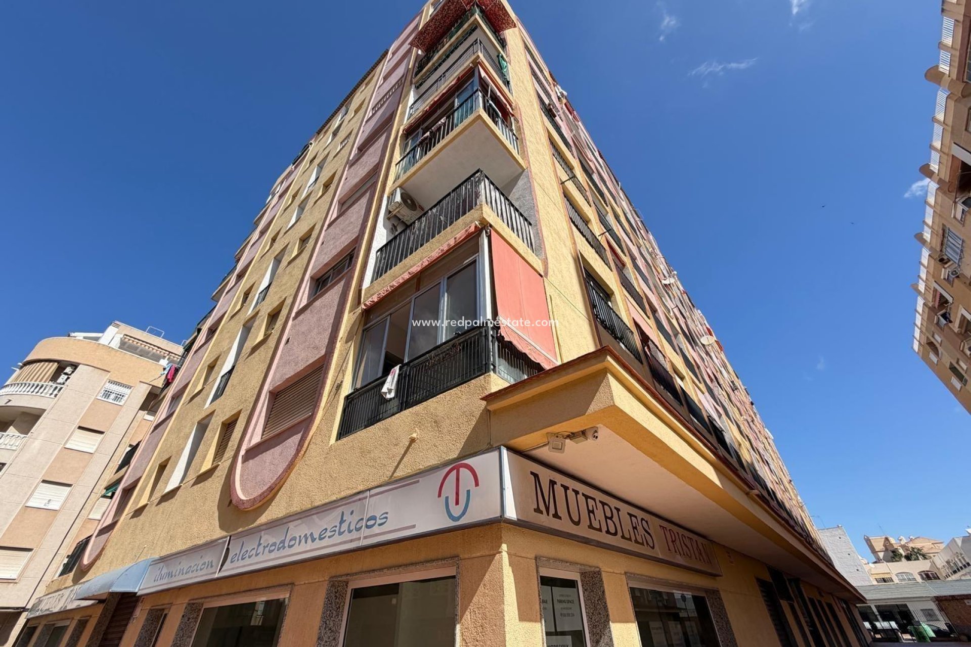 Resale - Apartment -
Torrevieja - Playa de los Locos