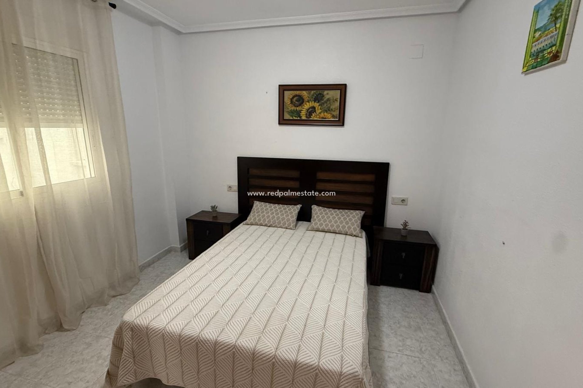 Resale - Apartment -
Torrevieja - Playa de los Locos