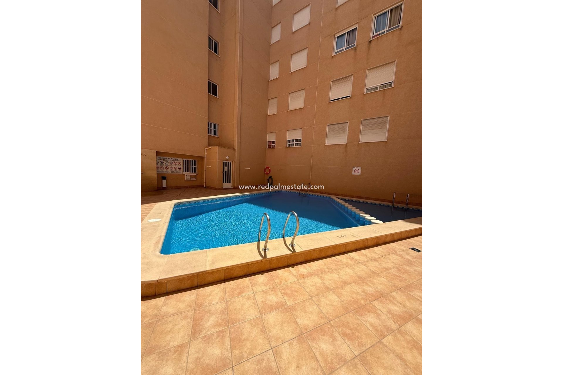 Resale - Apartment -
Torrevieja - Playa de los Locos