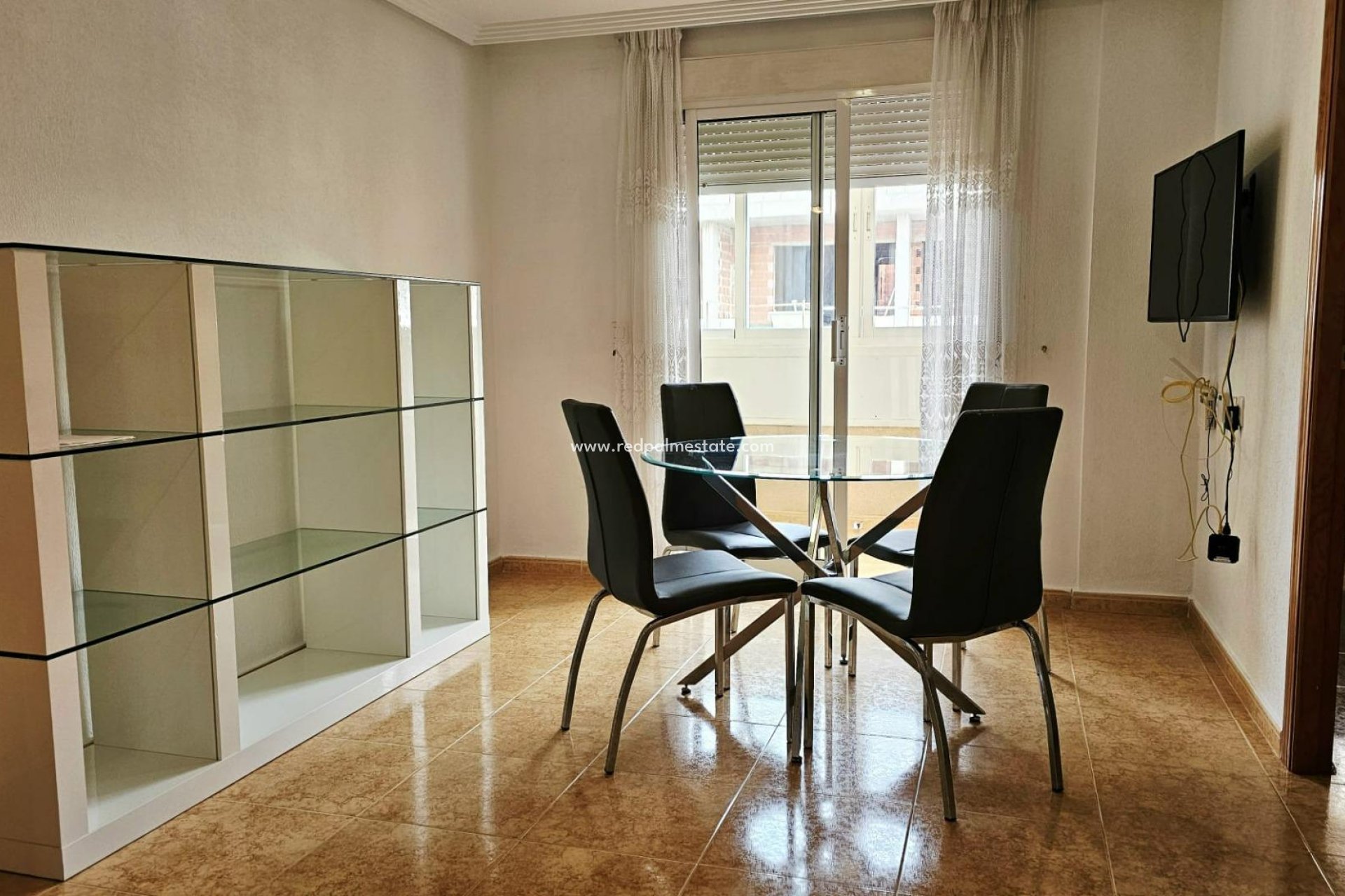 Resale - Apartment -
Torrevieja - Playa de los Locos