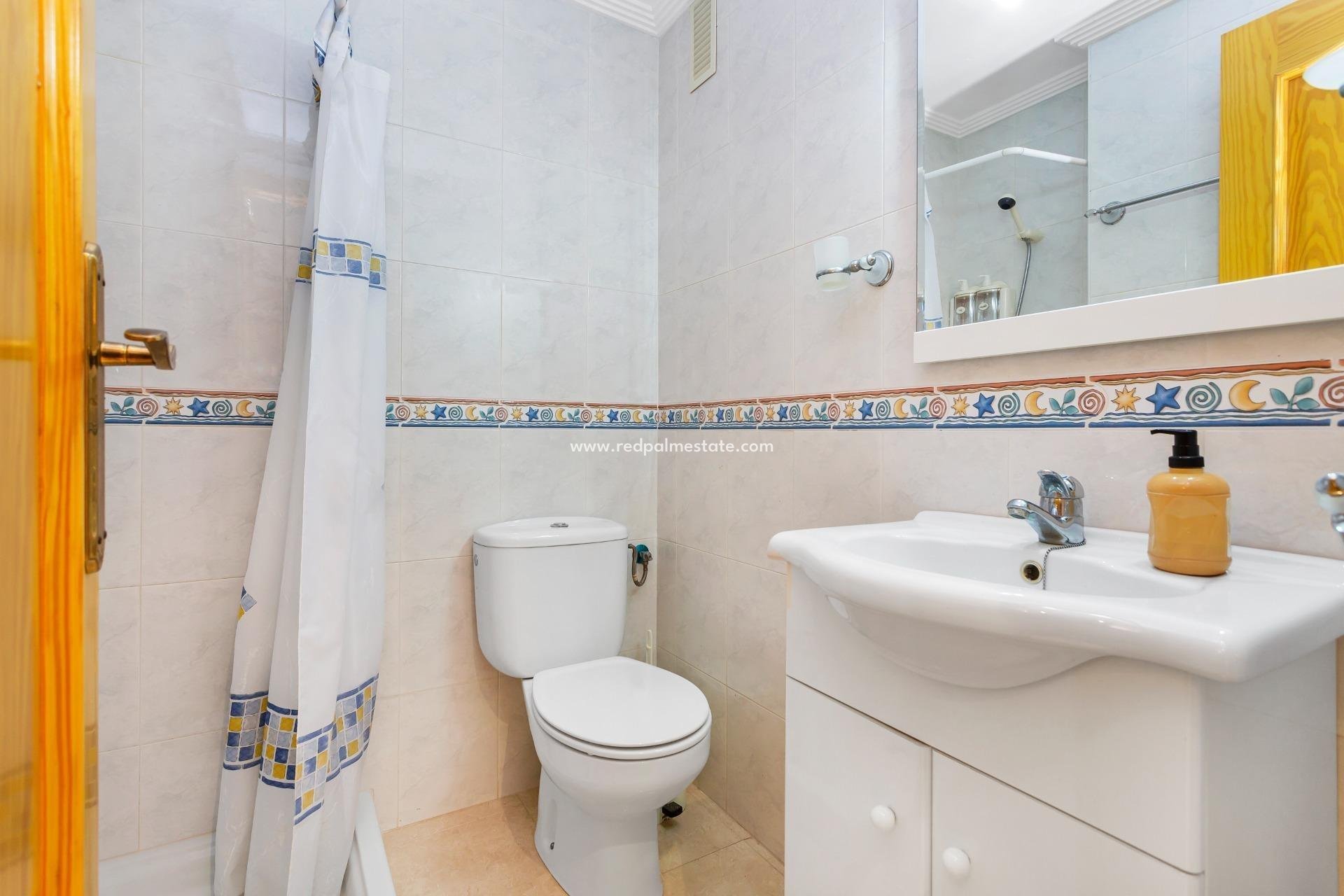 Resale - Apartment -
Torrevieja - Playa de los Locos
