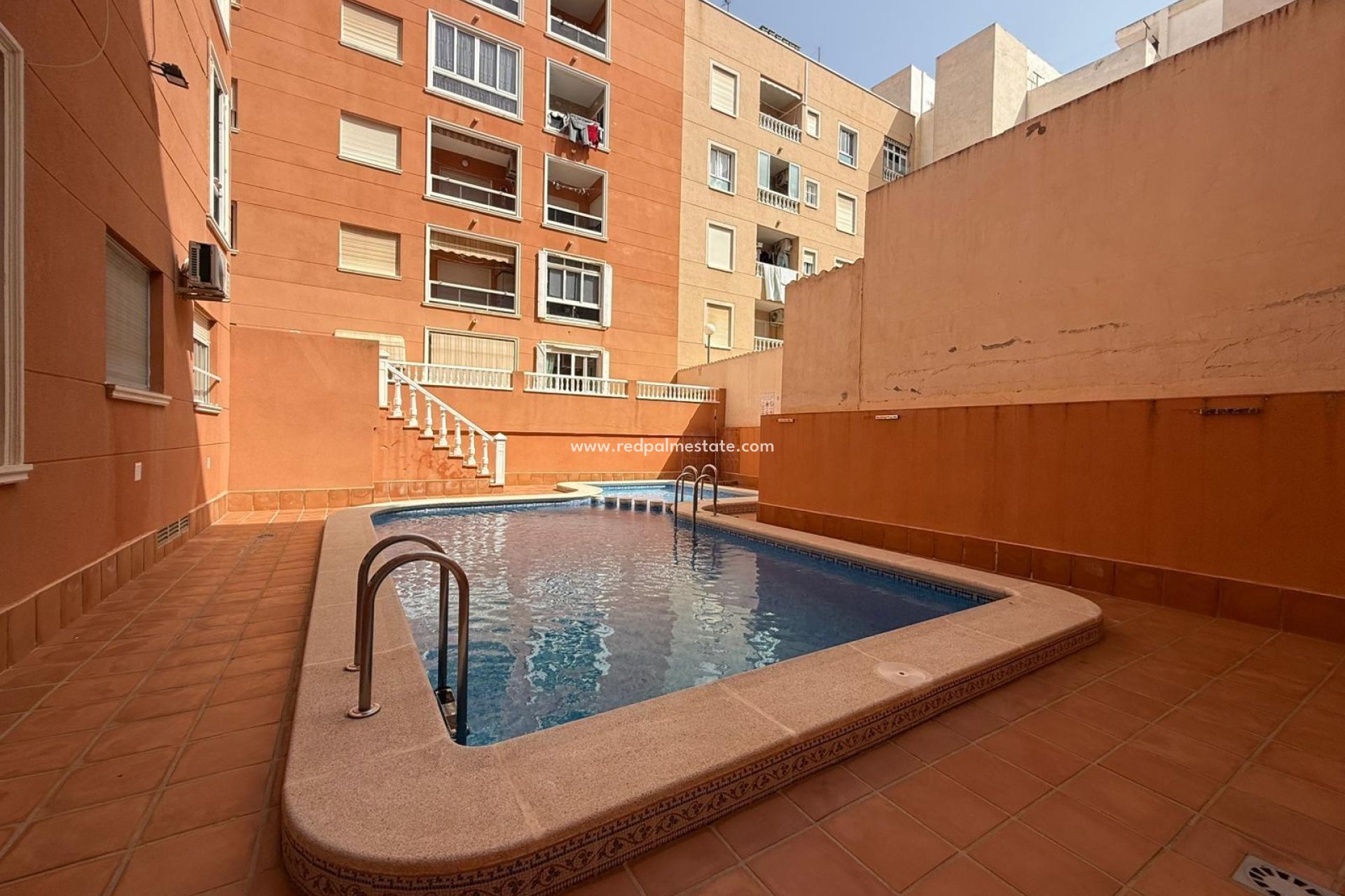Resale - Apartment -
Torrevieja - Playa de los Locos