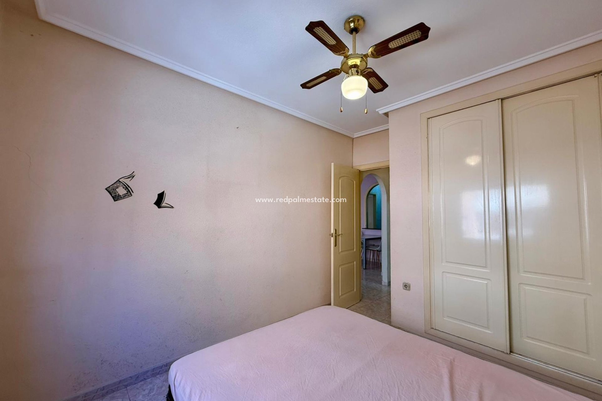 Resale - Apartment -
Torrevieja - Playa de los Locos