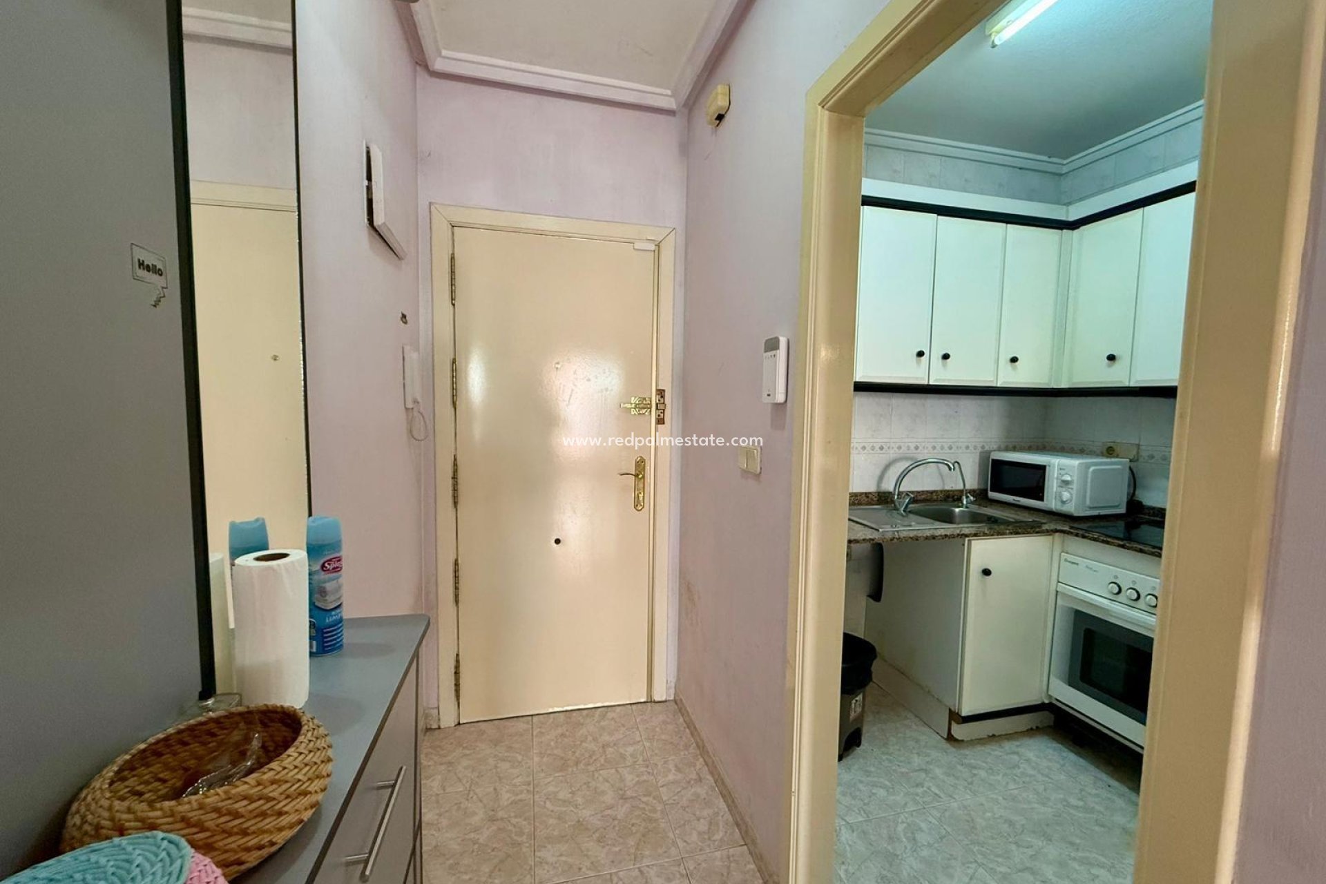 Resale - Apartment -
Torrevieja - Playa de los Locos
