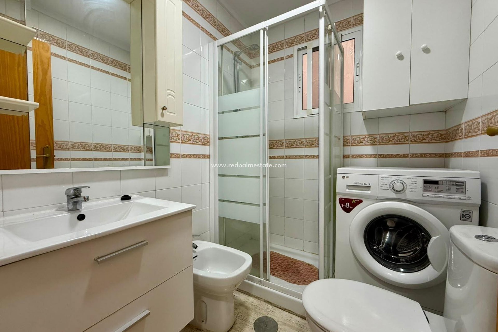 Resale - Apartment -
Torrevieja - Playa de los Locos