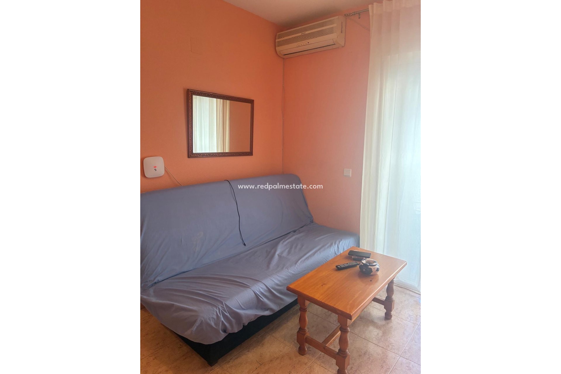 Resale - Apartment -
Torrevieja - Playa de los Locos