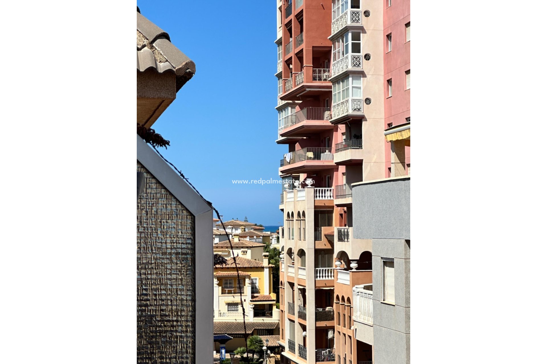 Resale - Apartment -
Torrevieja - Playa de los Locos