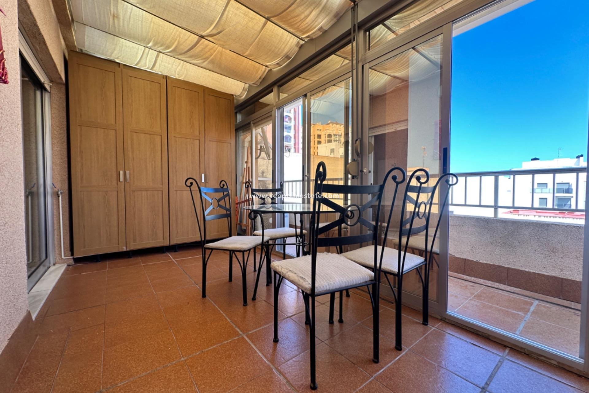 Resale - Apartment -
Torrevieja - Playa de los Locos