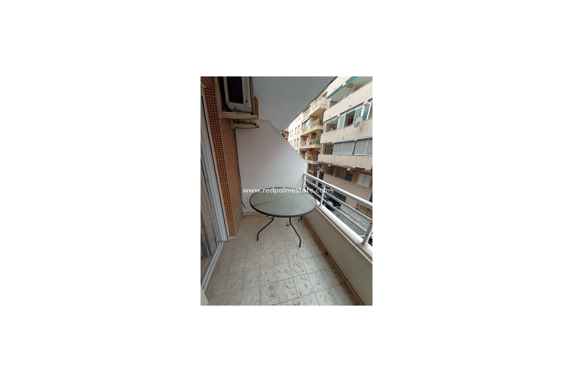 Resale - Apartment -
Torrevieja - Playa de los Locos