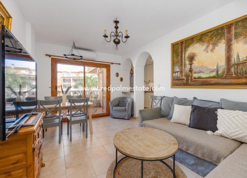 Resale - Apartment -
Torrevieja - Playa de los Locos