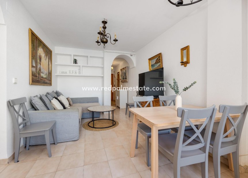 Resale - Apartment -
Torrevieja - Playa de los Locos