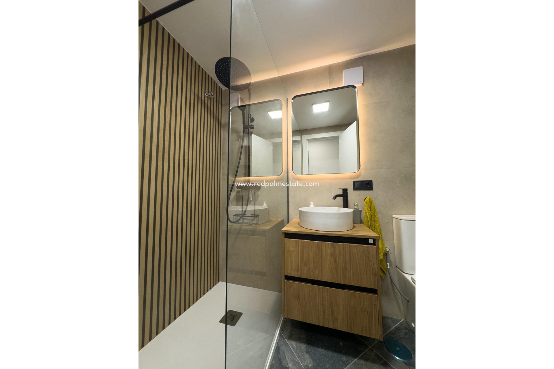 Resale - Apartment -
Torrevieja - Playa de los Locos