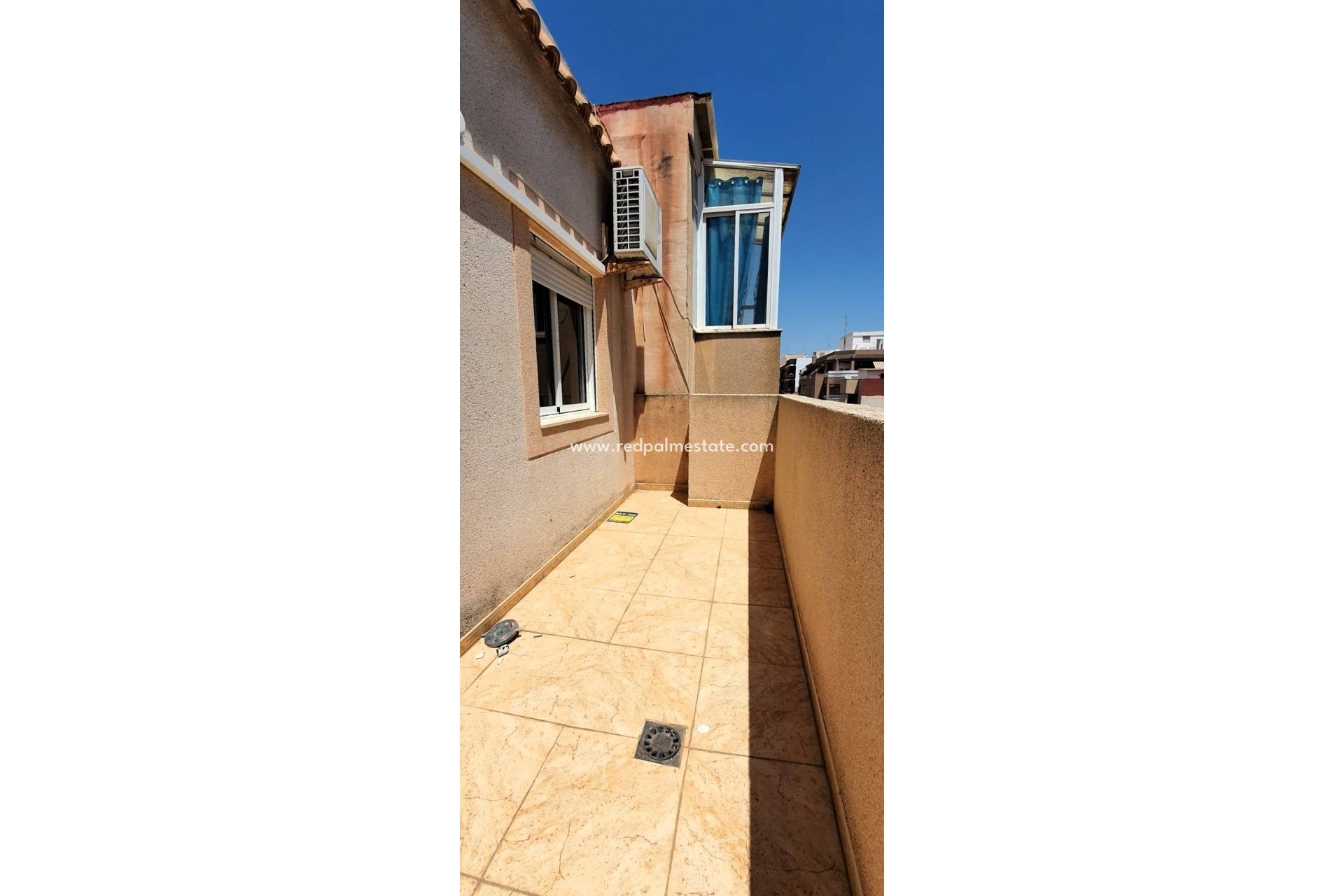 Resale - Apartment -
Torrevieja - Playa de los Locos