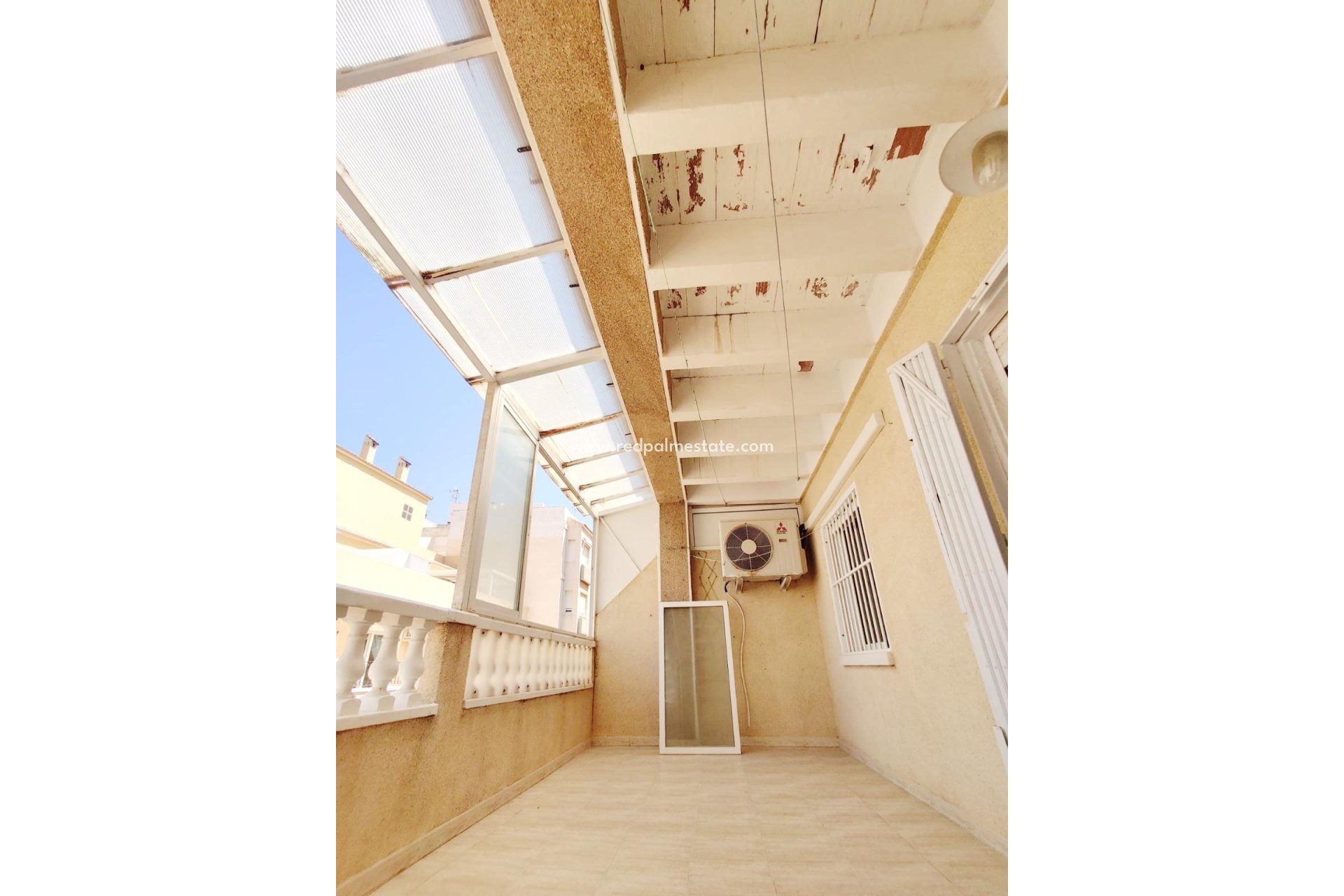 Resale - Apartment -
Torrevieja - Playa de los Locos